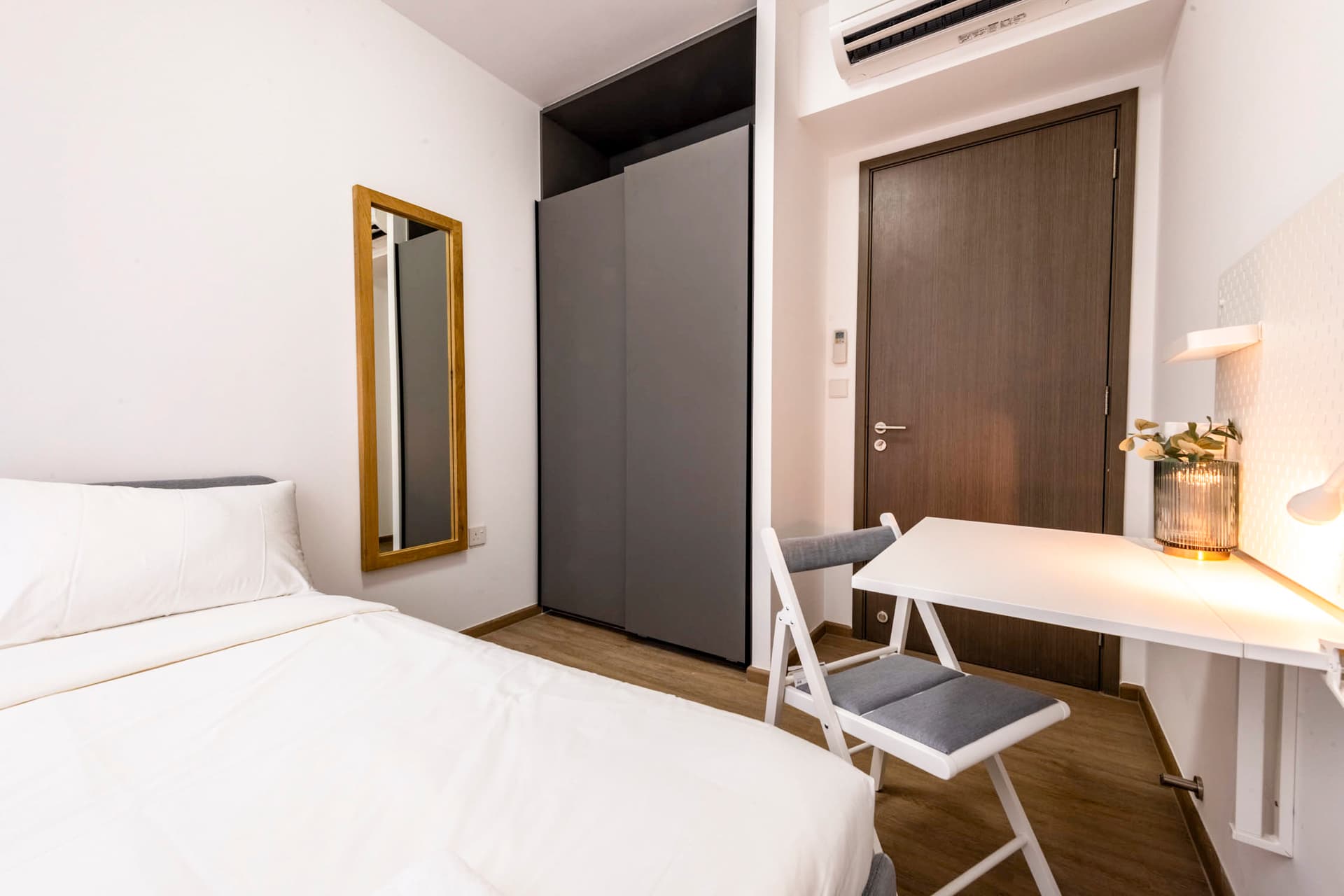 Ensuite at 24 Affinity at Serangoon in D19, Singapore - Photo 3