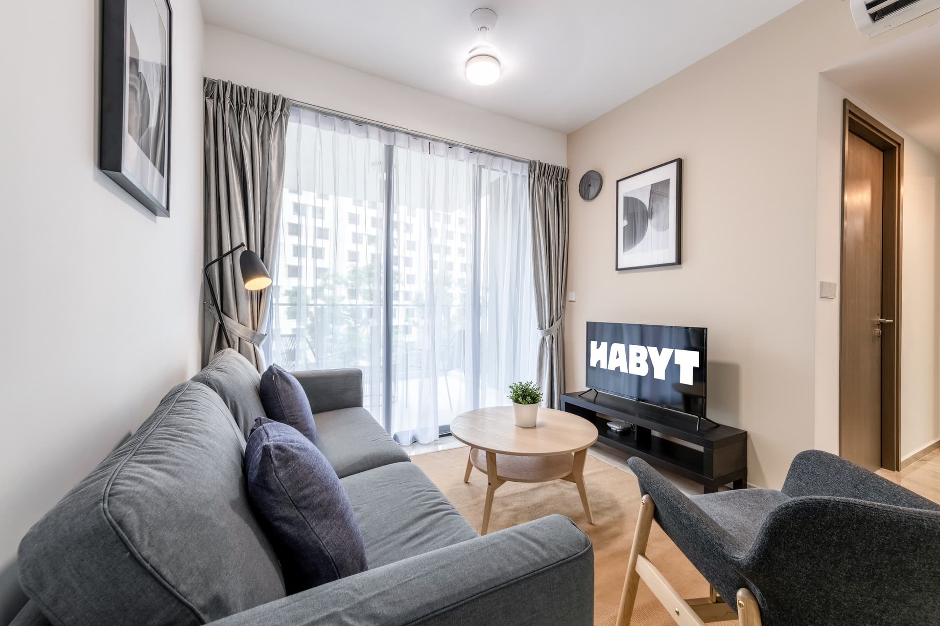 Ensuite at 24 Affinity at Serangoon in D19, Singapore - Photo 4