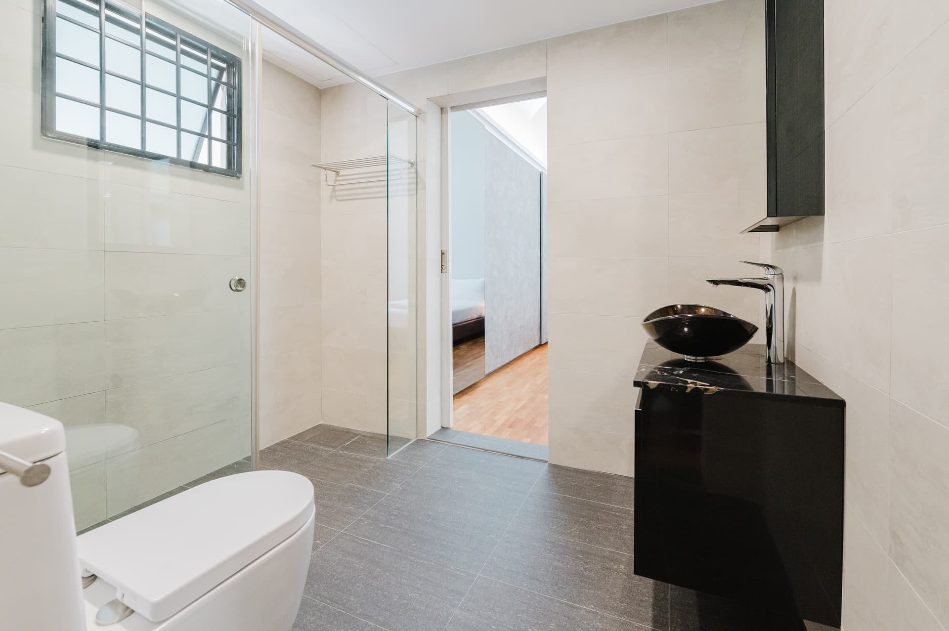 Ensuite at 25 Woodleigh Close in D13, Singapore - Photo 5