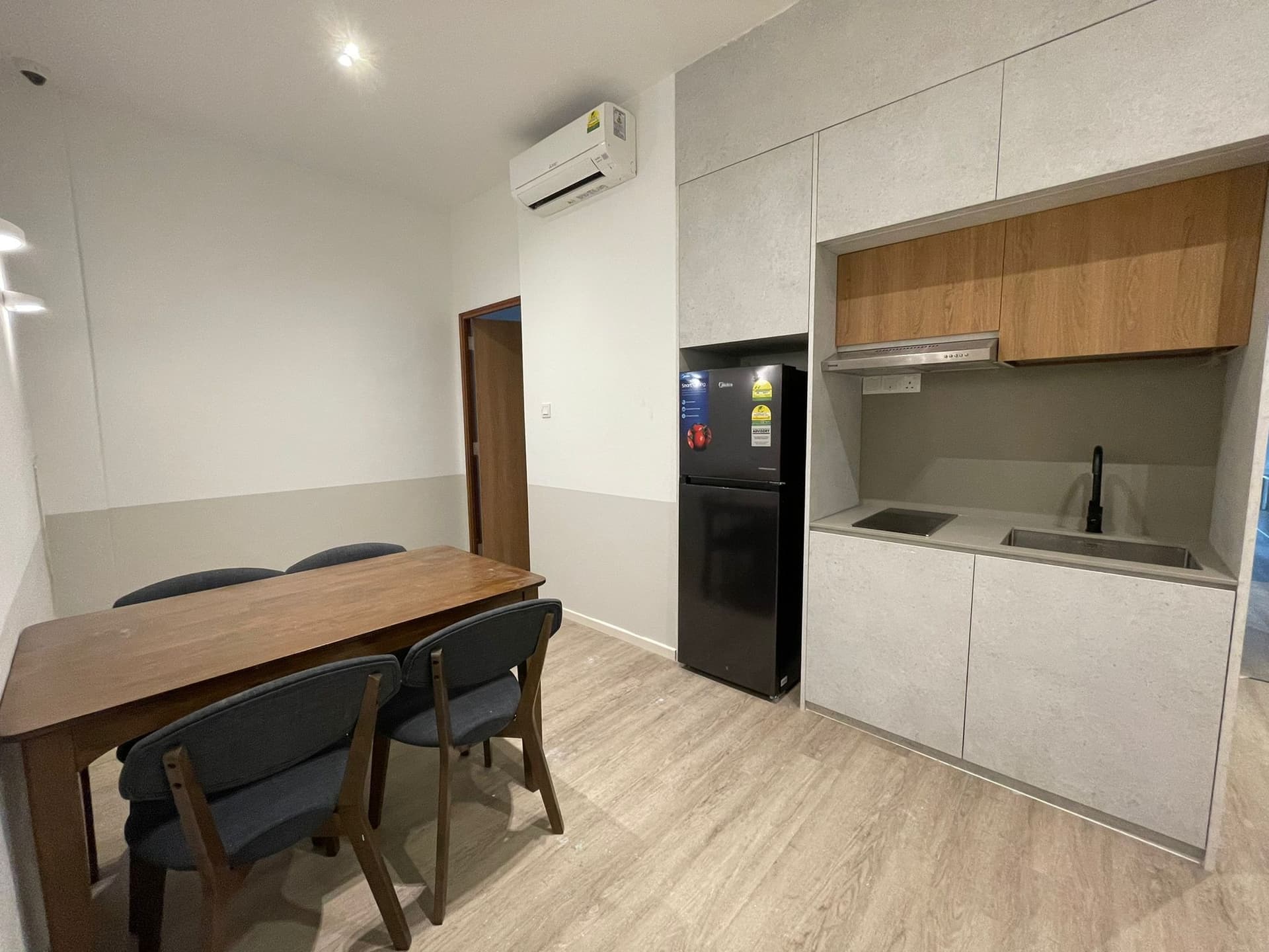 257 OUTRAM in D03, Singapore - Photo 3