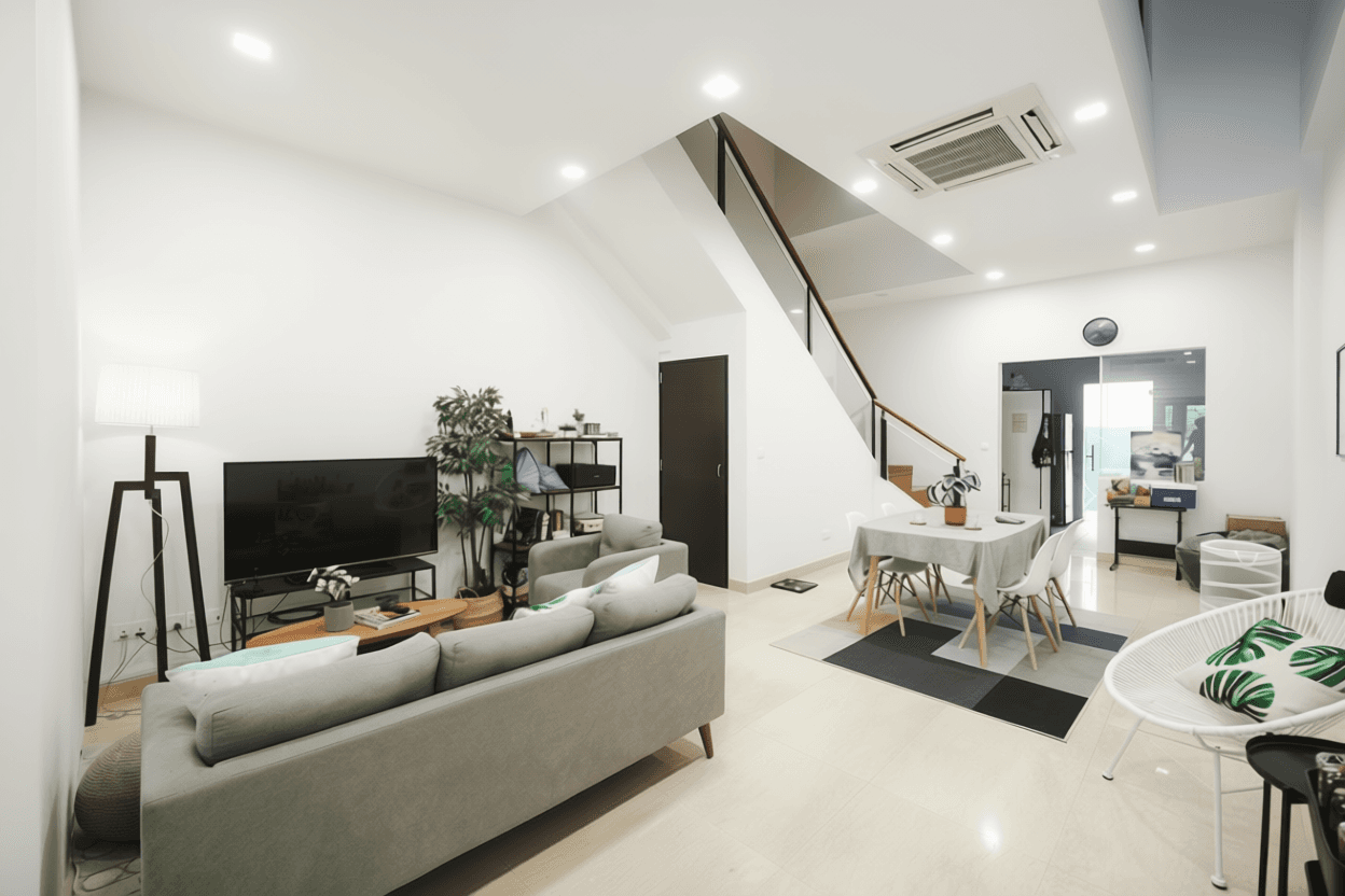 Ensuite at 27 Lor 104 Changi Road in D15, Singapore - Photo 5