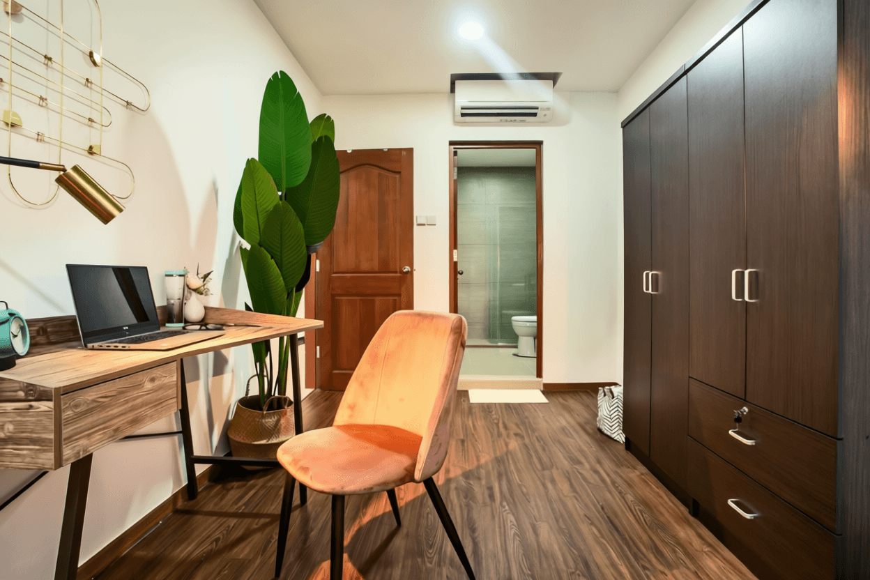 Ensuite at 29A Lorong 28 Geylang in D14, Singapore - Photo 3