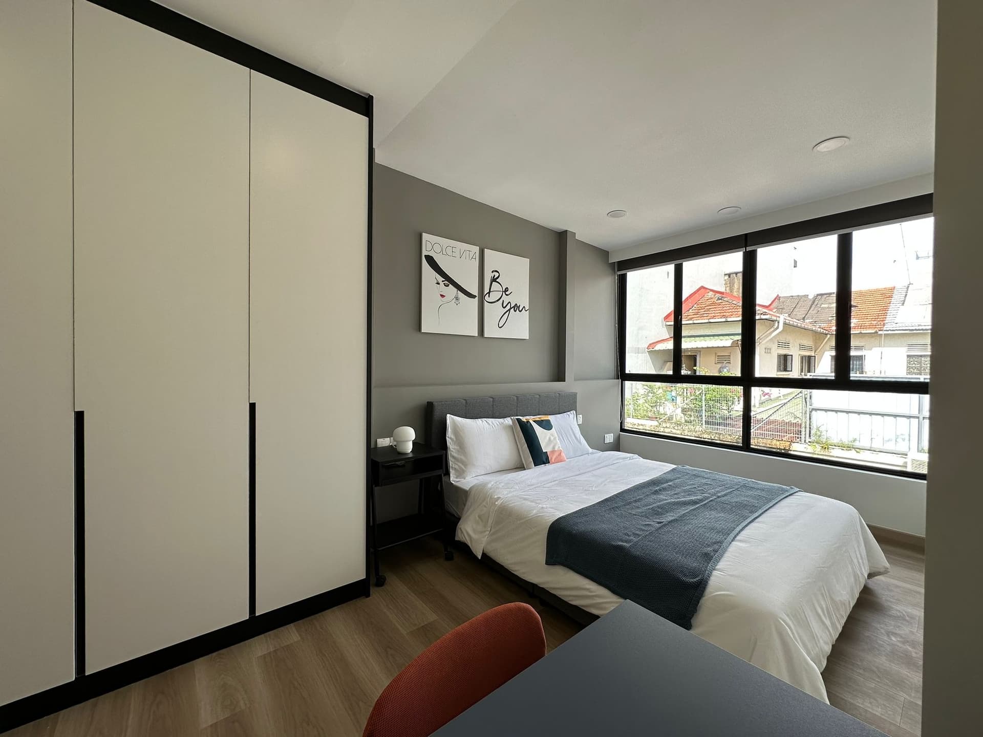 Ensuite at 29A OPAL CRESCENT in D12, Singapore - Photo 3