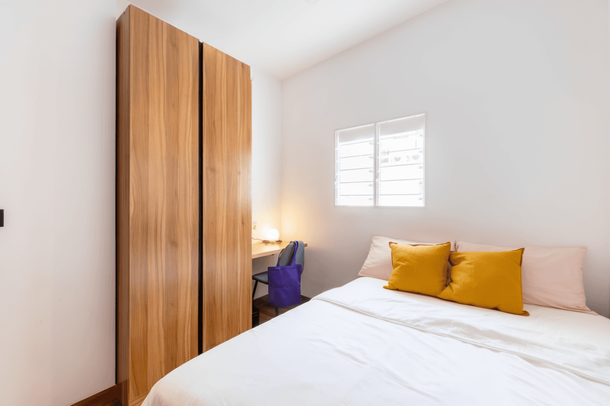 Ensuite at 31-37 Kinta Road in D08, Singapore - Photo 4