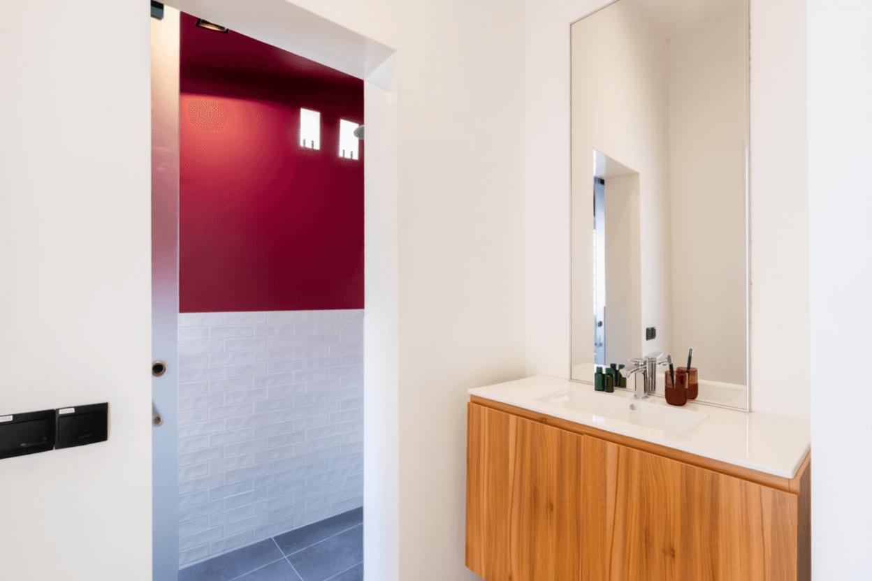 Ensuite at 31-37 Kinta Road in D08, Singapore - Photo 4