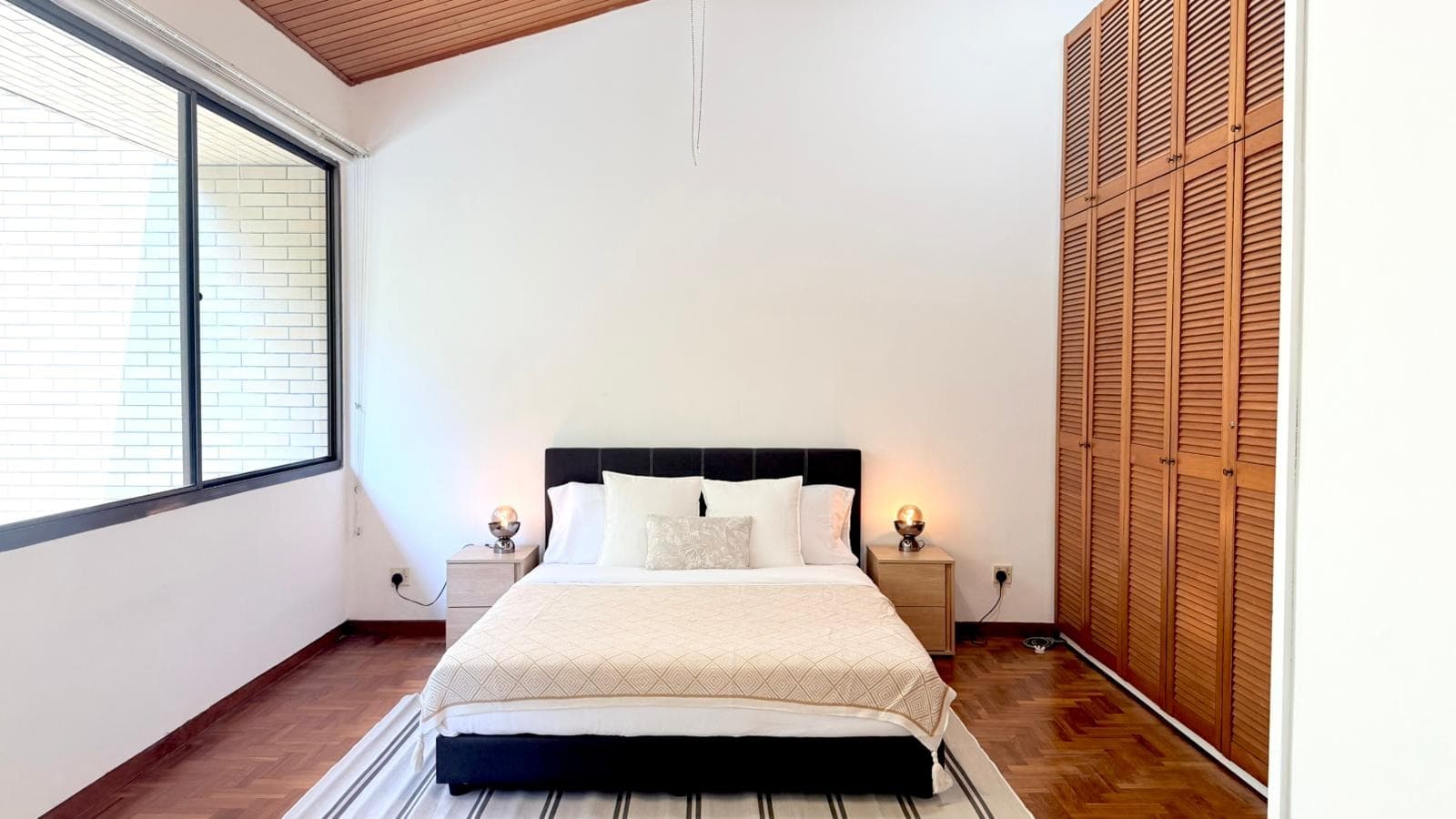 Ensuite at 32 DUBLIN LODGE in D09, Singapore - Photo 2