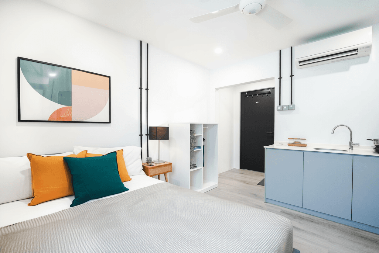 Master Ensuite Room at 33A Eng Kong Terrace