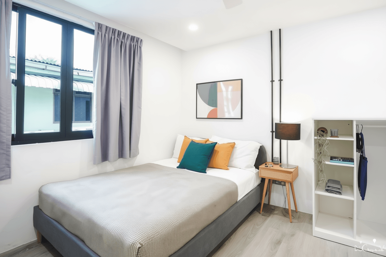 Ensuite at 33A Eng Kong Terrace in D21, Singapore - Photo 3