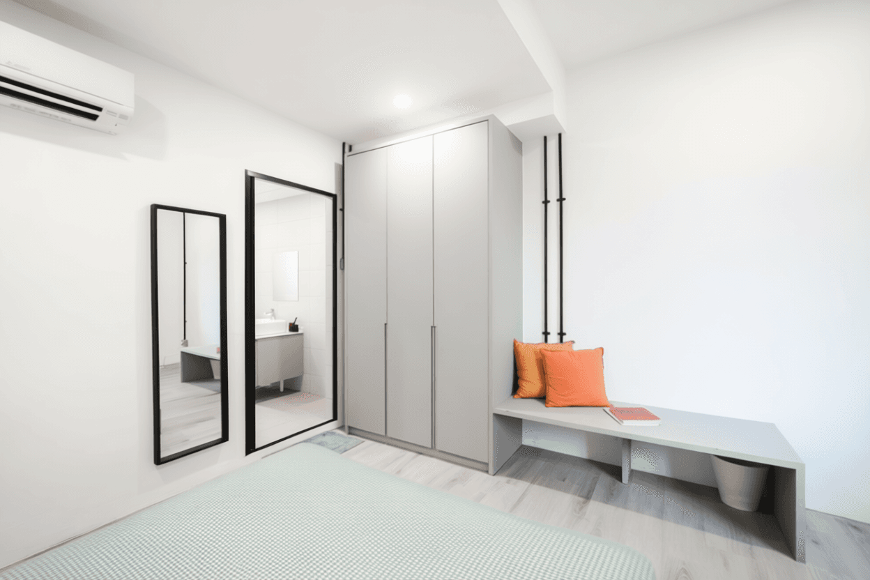 Ensuite at 33A Eng Kong Terrace in D21, Singapore - Photo 5