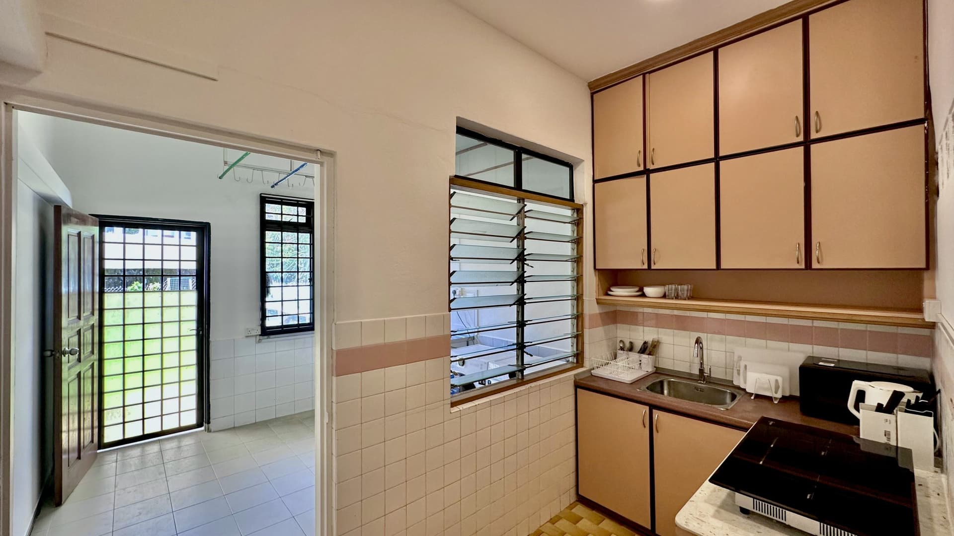 4 JALAN HARI RAYA in D20, Singapore - Photo 4