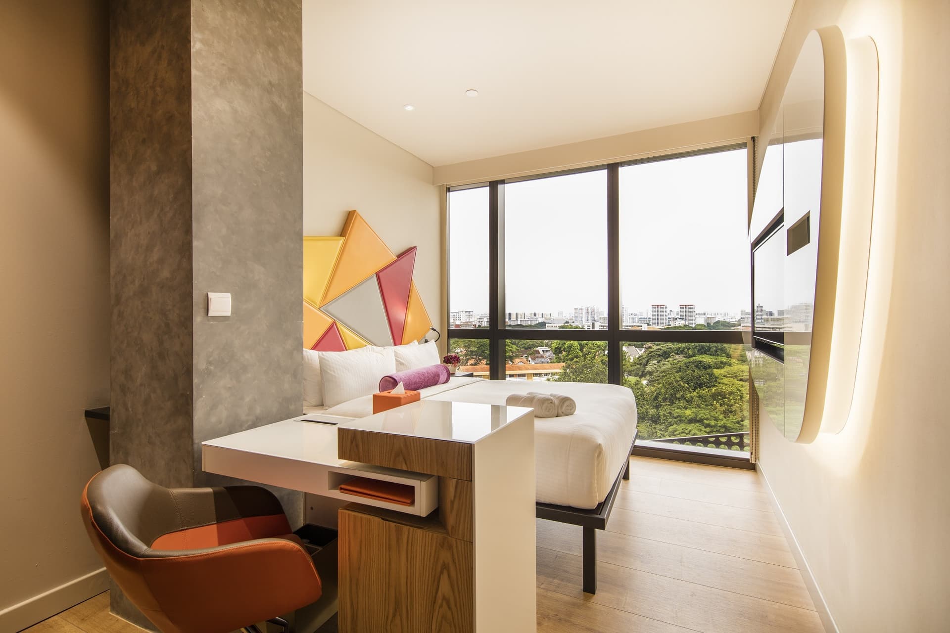 TAP Luxe at 401 MACPHERSON