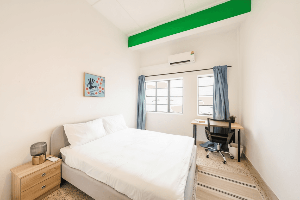 Standard Room at 458 MacPherson