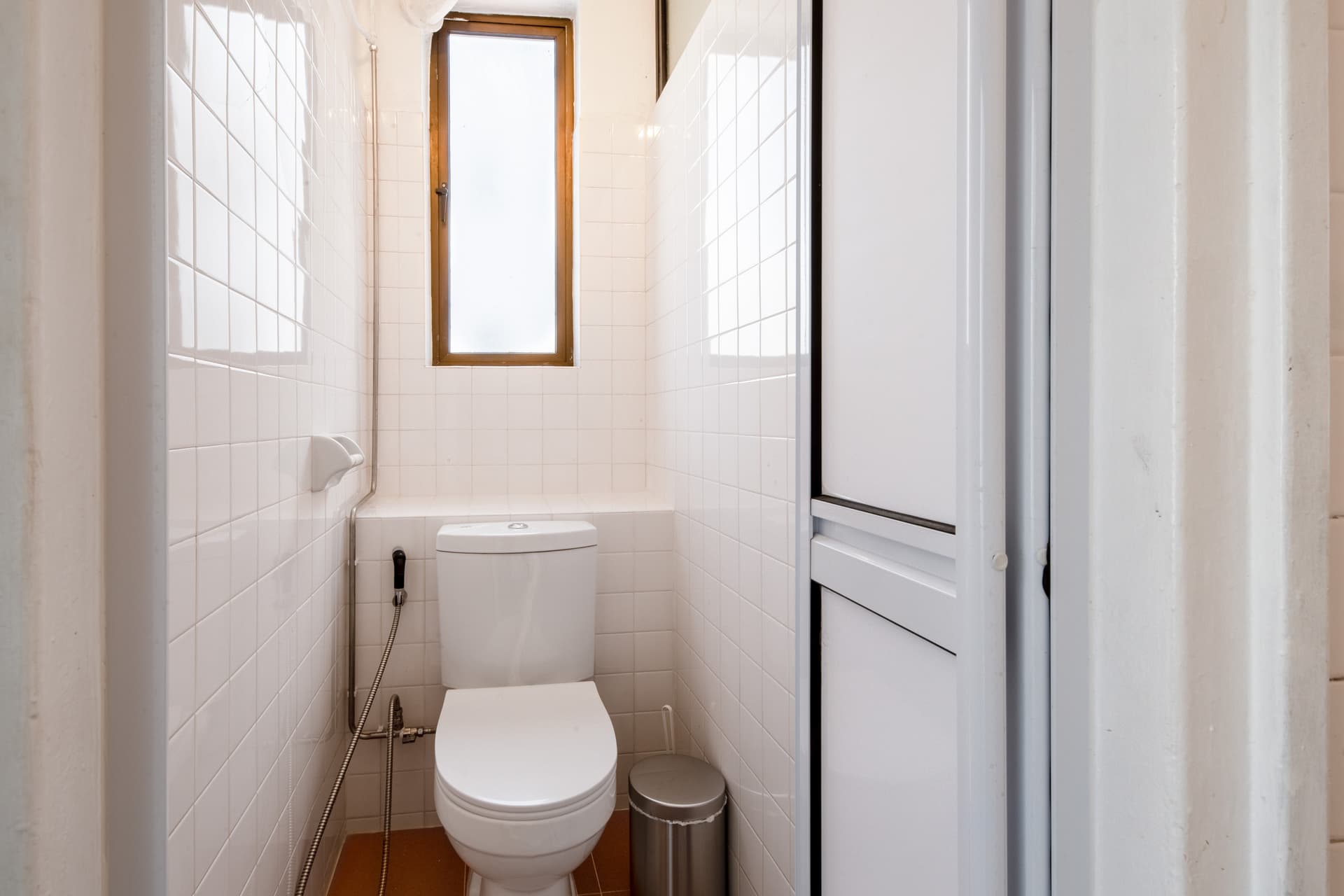 Ensuite at 55 Tiong Bahru Road in D03, Singapore - Photo 5