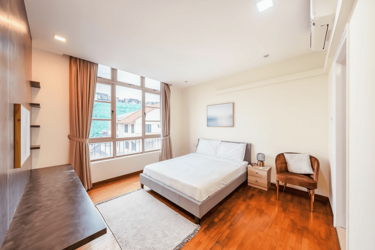 Master Ensuite Room at 68 Langsat Road