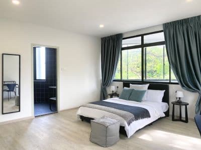 Ensuite at 6B DUKE’S RD in D10, Singapore - Photo 2