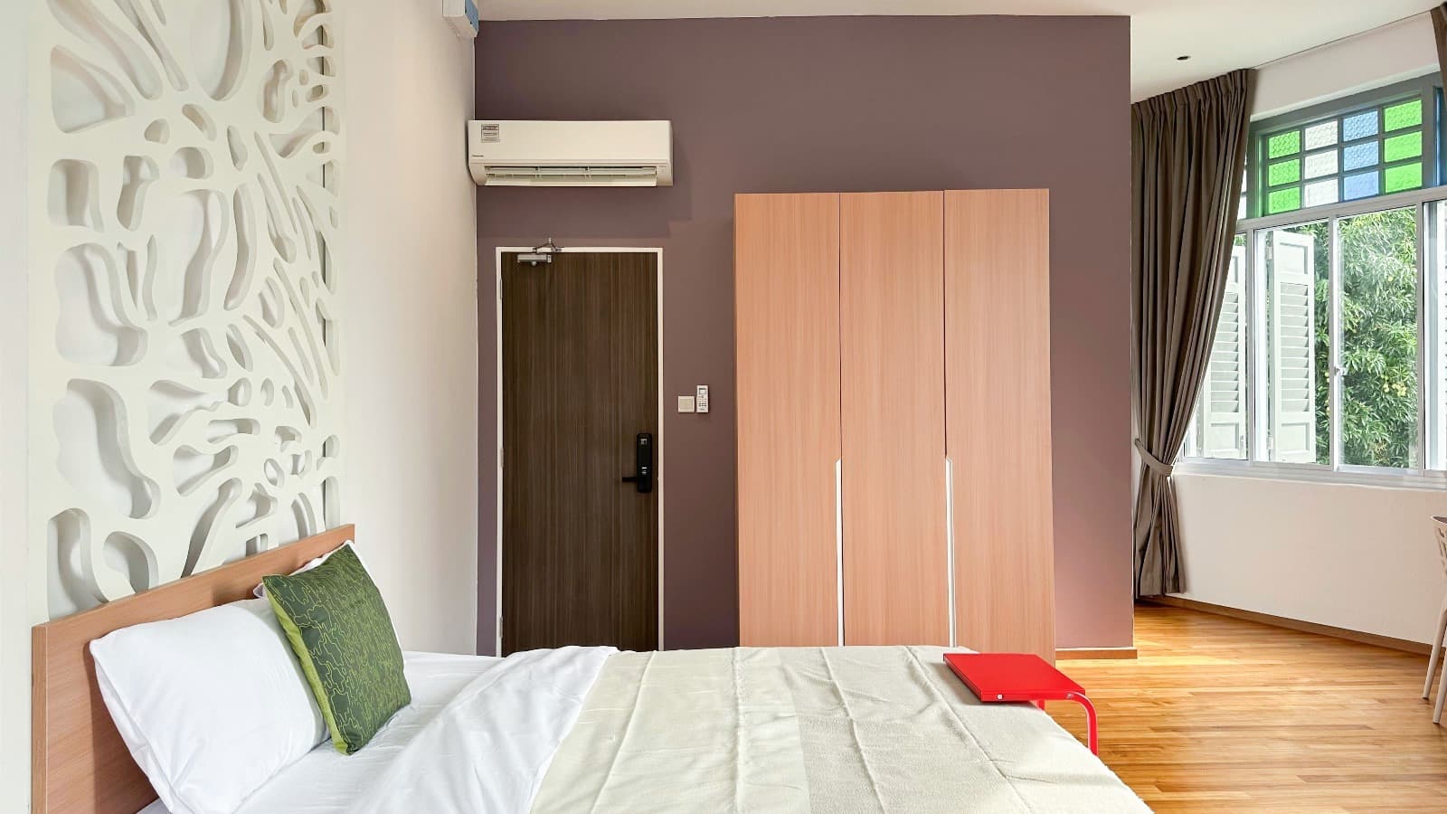 Ensuite at 72A JOO CHIAT PLACE in D15, Singapore - Photo 5