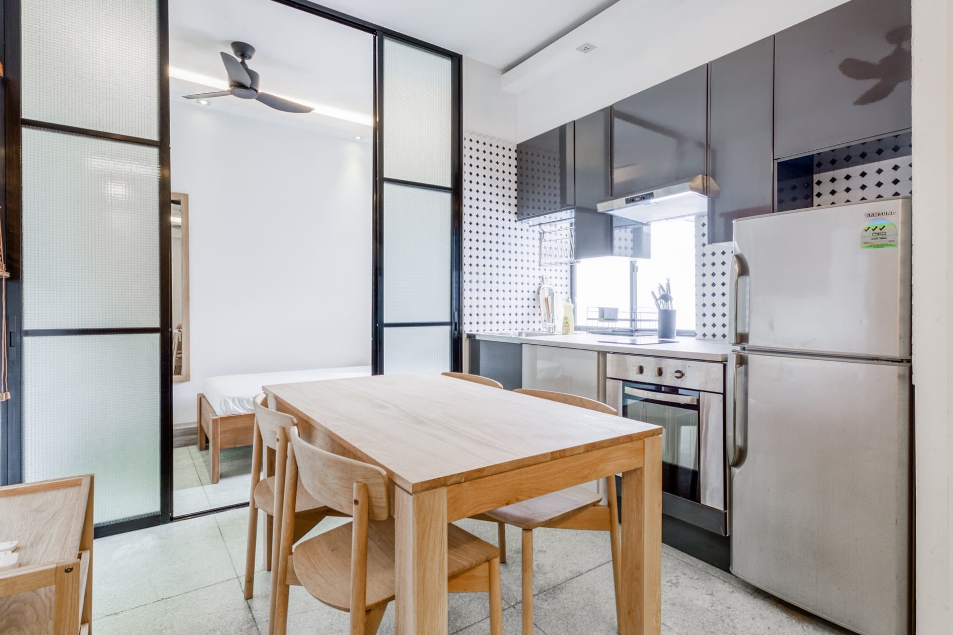 2BR at 76 Guan Chuan Street in D03, Singapore - Photo 2