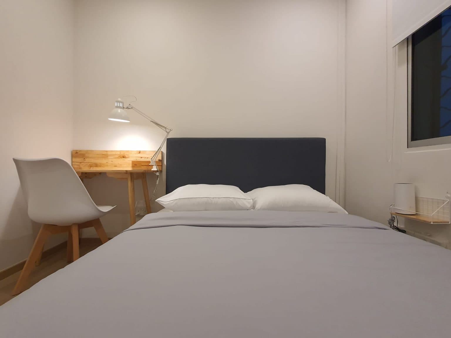 Ensuite at 78 MOH GUAN in D03, Singapore - Photo 2