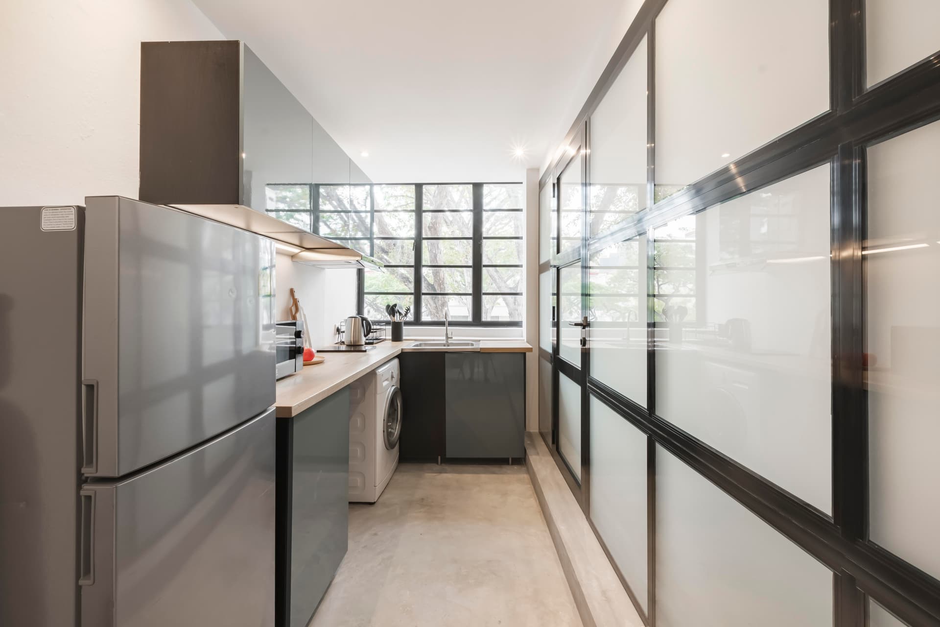 2BR at 78 Moh Guan Terrace in D03, Singapore - Photo 3