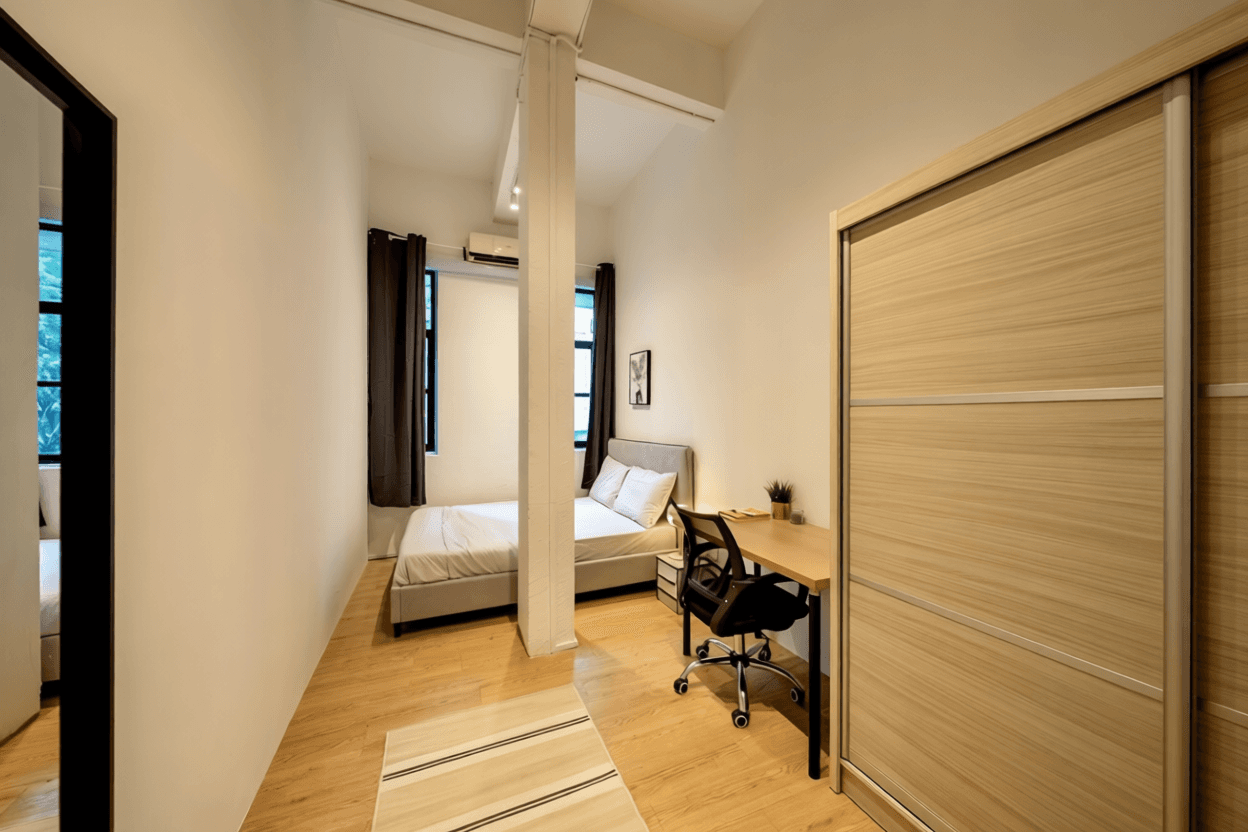 Standard Room at 91 Lavender
