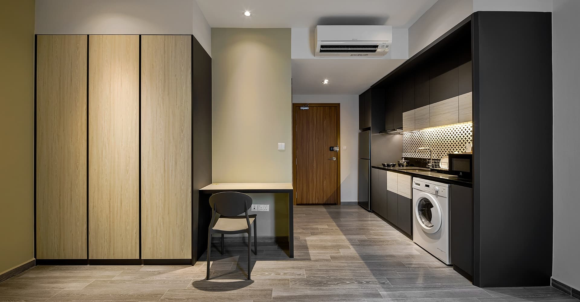 Ensuite at 96 OWEN in D08, Singapore - Photo 2