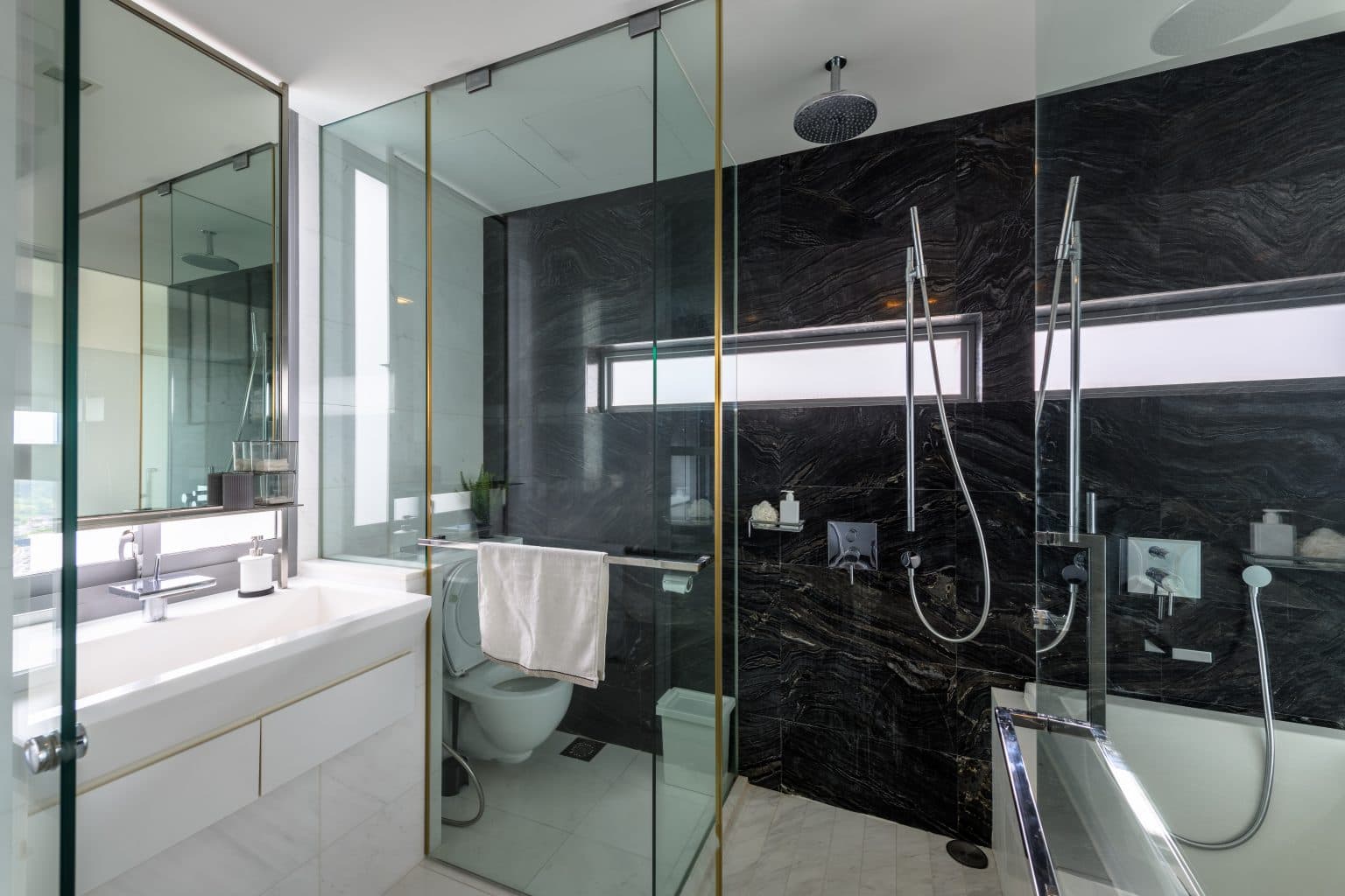 Ensuite at ADRIA in D11, Singapore - Photo 3