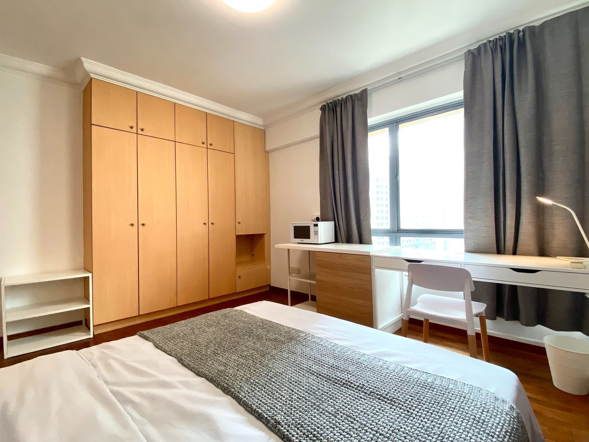 Ensuite at Aquarius by the Park in D16, Singapore - Photo 3