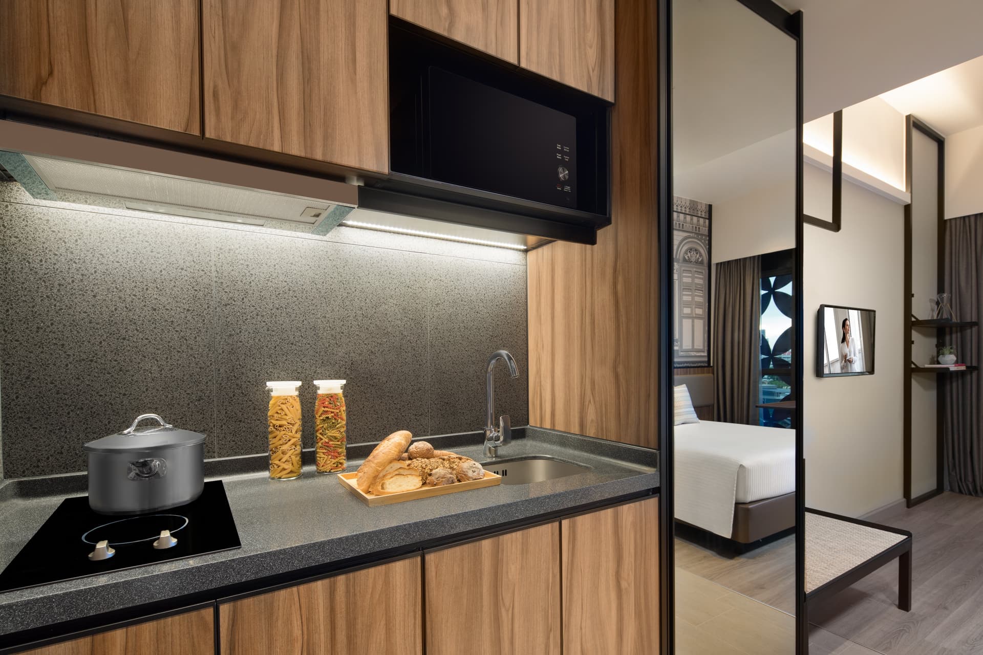 Studio at Citadines Rochor Singapore in D7, Singapore - Photo 3
