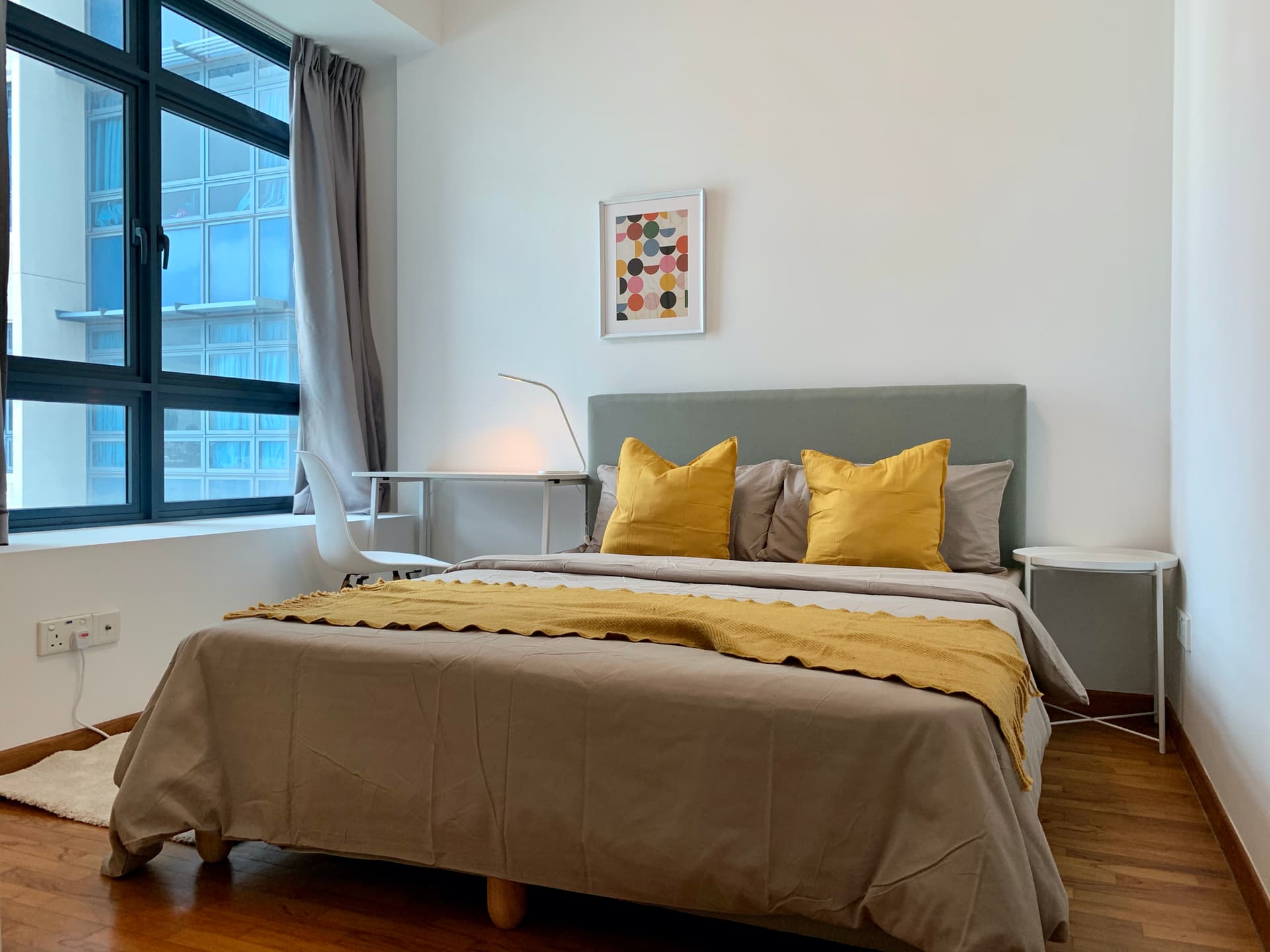 Deluxe Common at City Square Residences