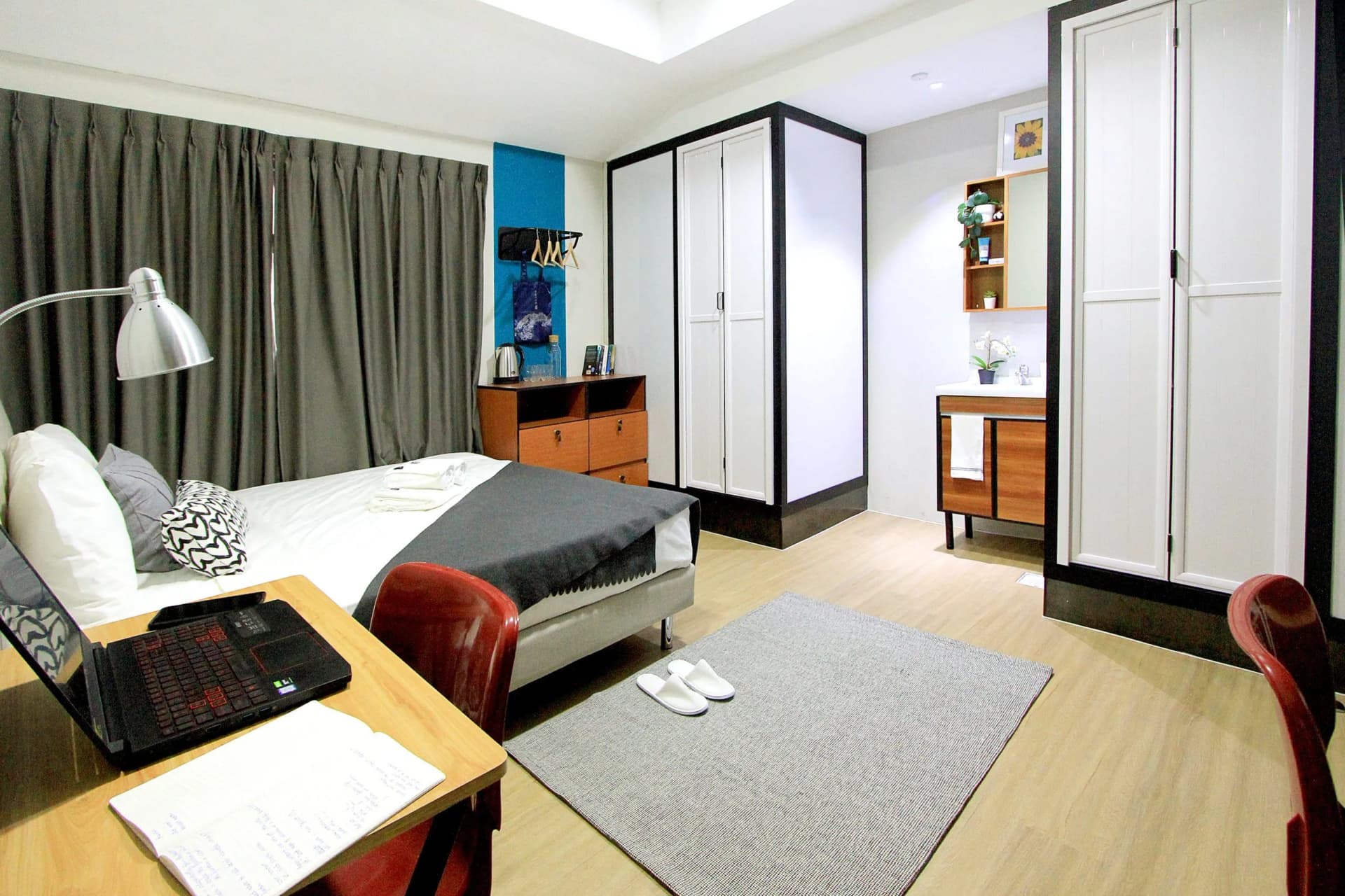 Ensuite at Coliwoo 1A Lutheran in D10, Singapore - Photo 3