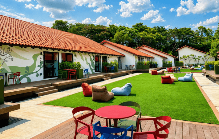 Coliwoo Resort Changi