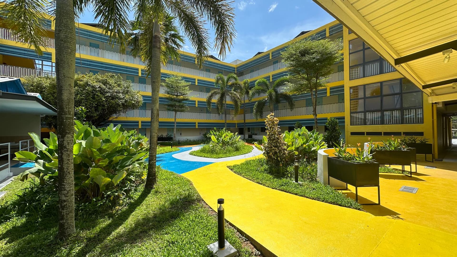 COMMUNE on Henderson in D03, Singapore - Photo 3