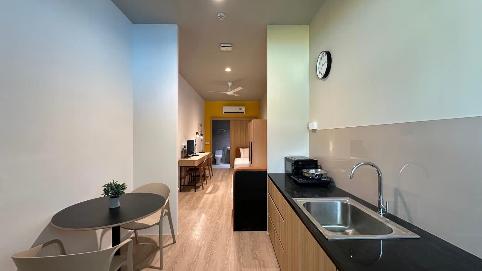 Studio at COMMUNE on Henderson in D03, Singapore - Photo 2