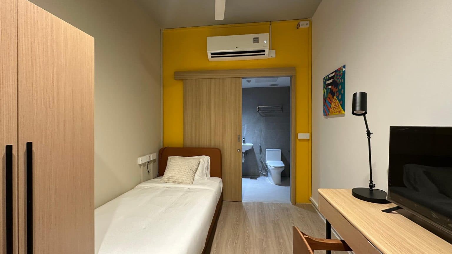 Studio at COMMUNE on Henderson in D03, Singapore - Photo 4