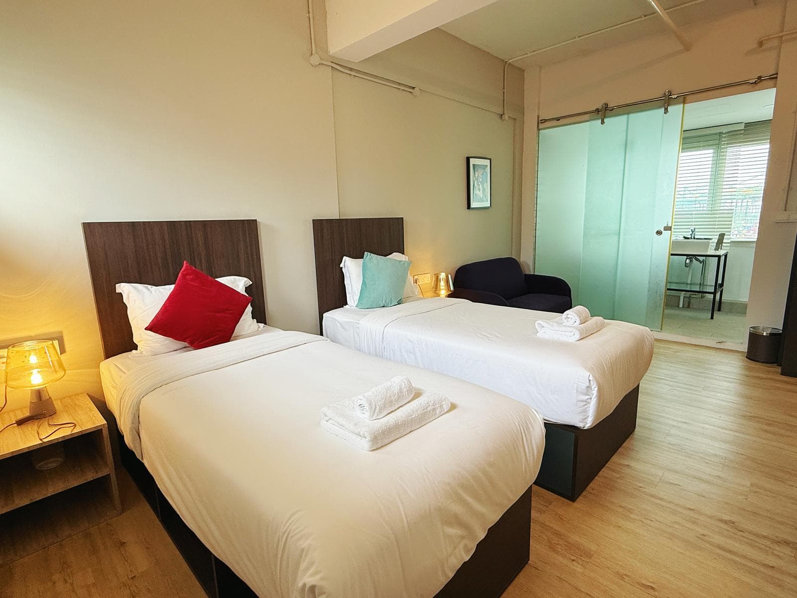 1 Bedroom Deluxe (2 Single Beds) at Cooliv Waterfront