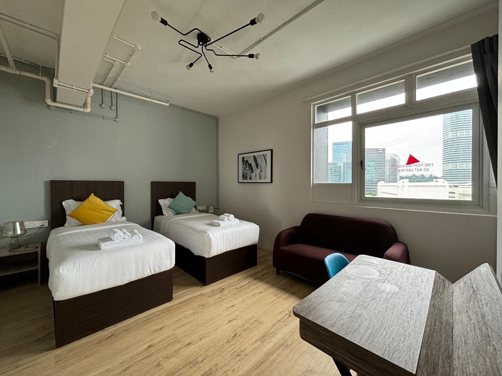 Ensuite at Cooliv Waterfront in D05, Singapore - Photo 2