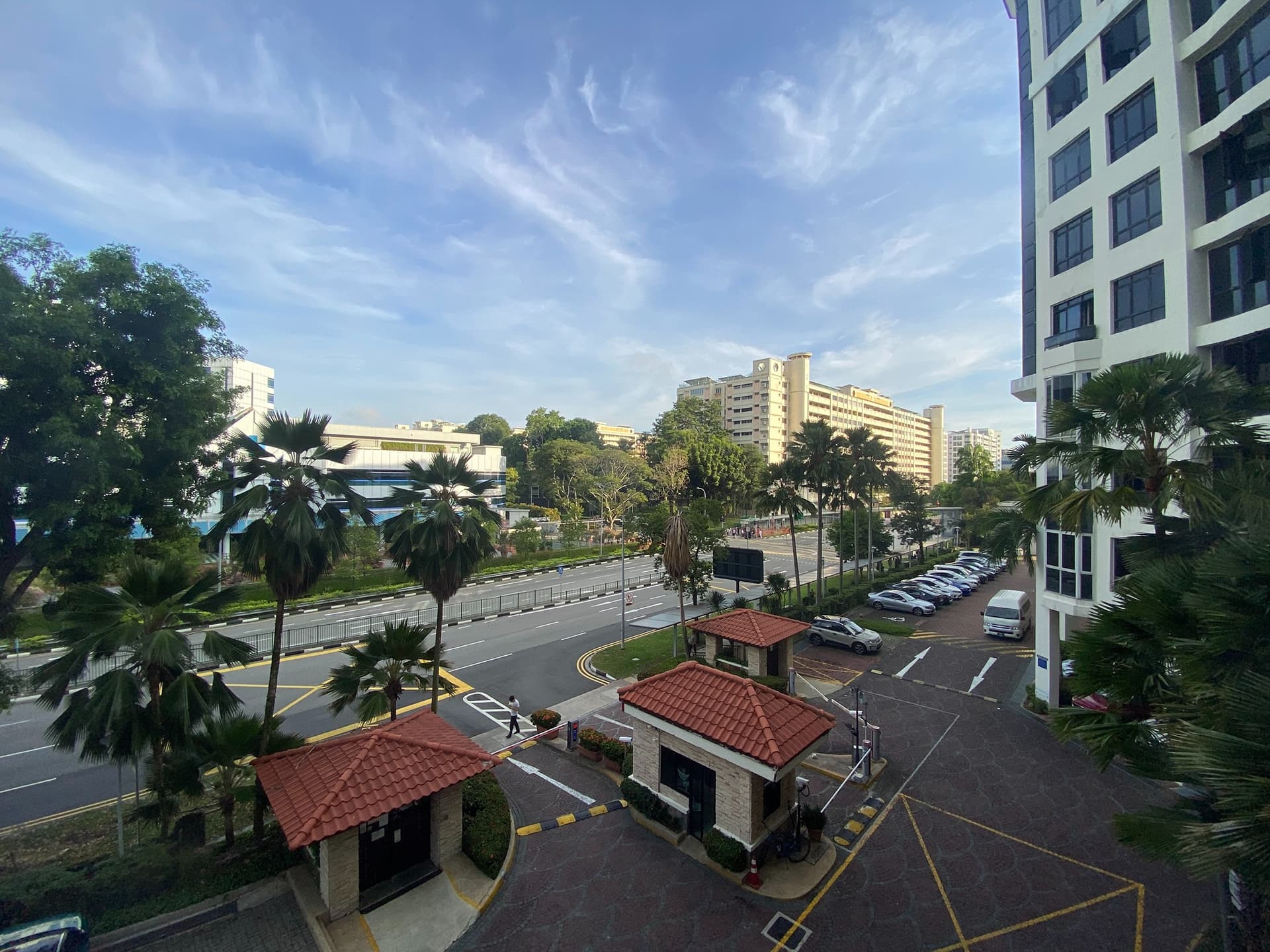 Common at Eastpoint Green in D18, Singapore - Photo 4