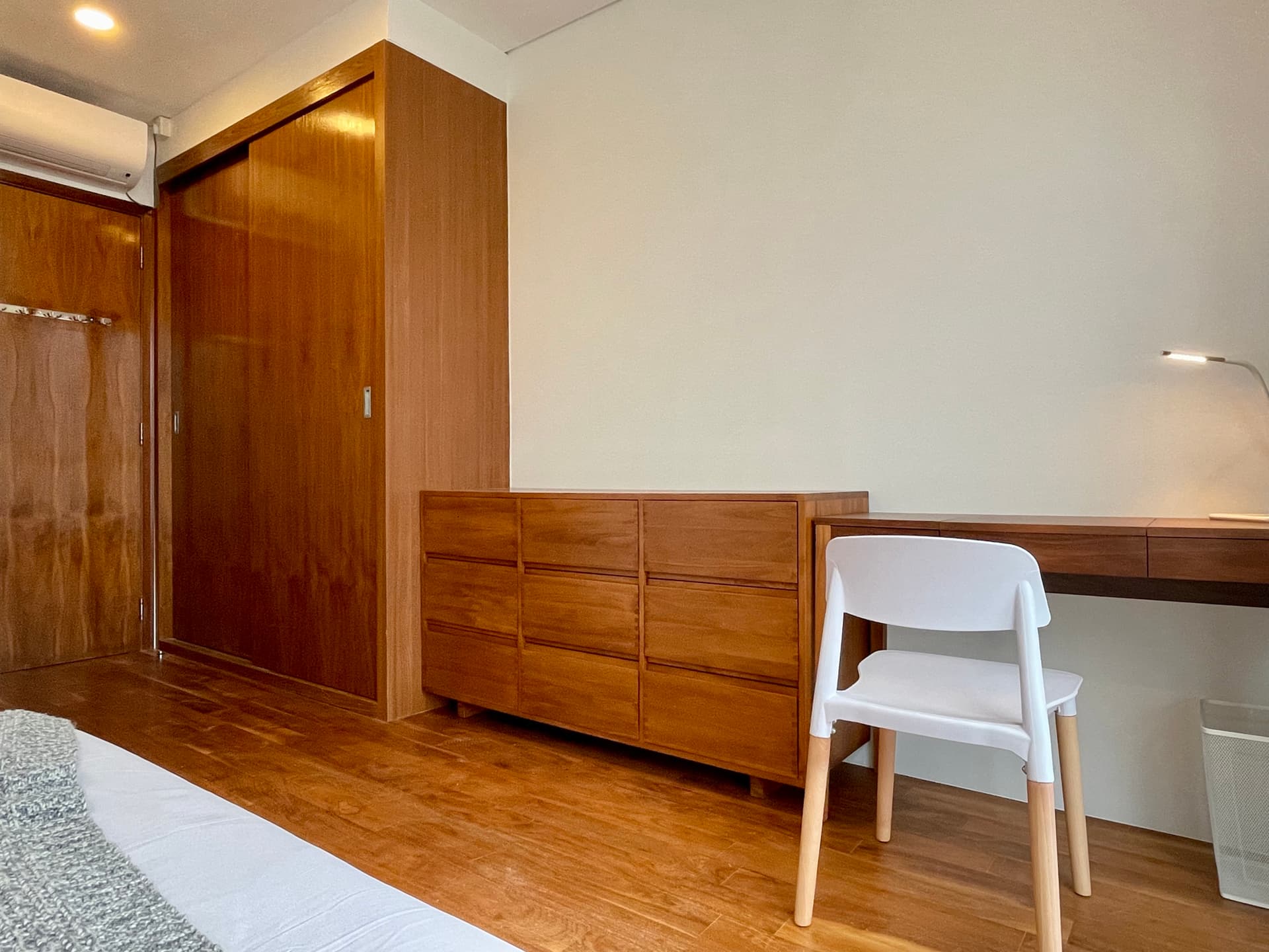 Ensuite at High Street Centre in D06, Singapore - Photo 4