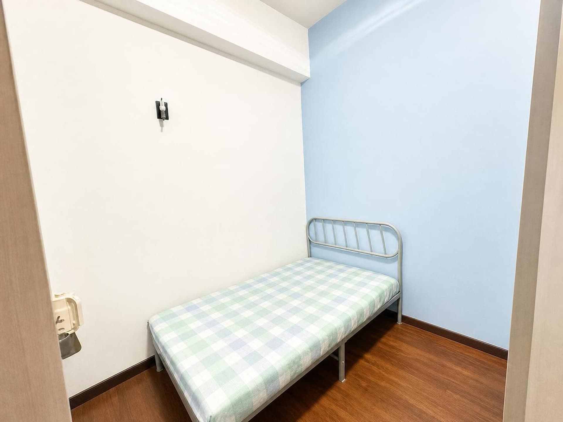 Common at Lakepoint in D22, Singapore - Photo 4