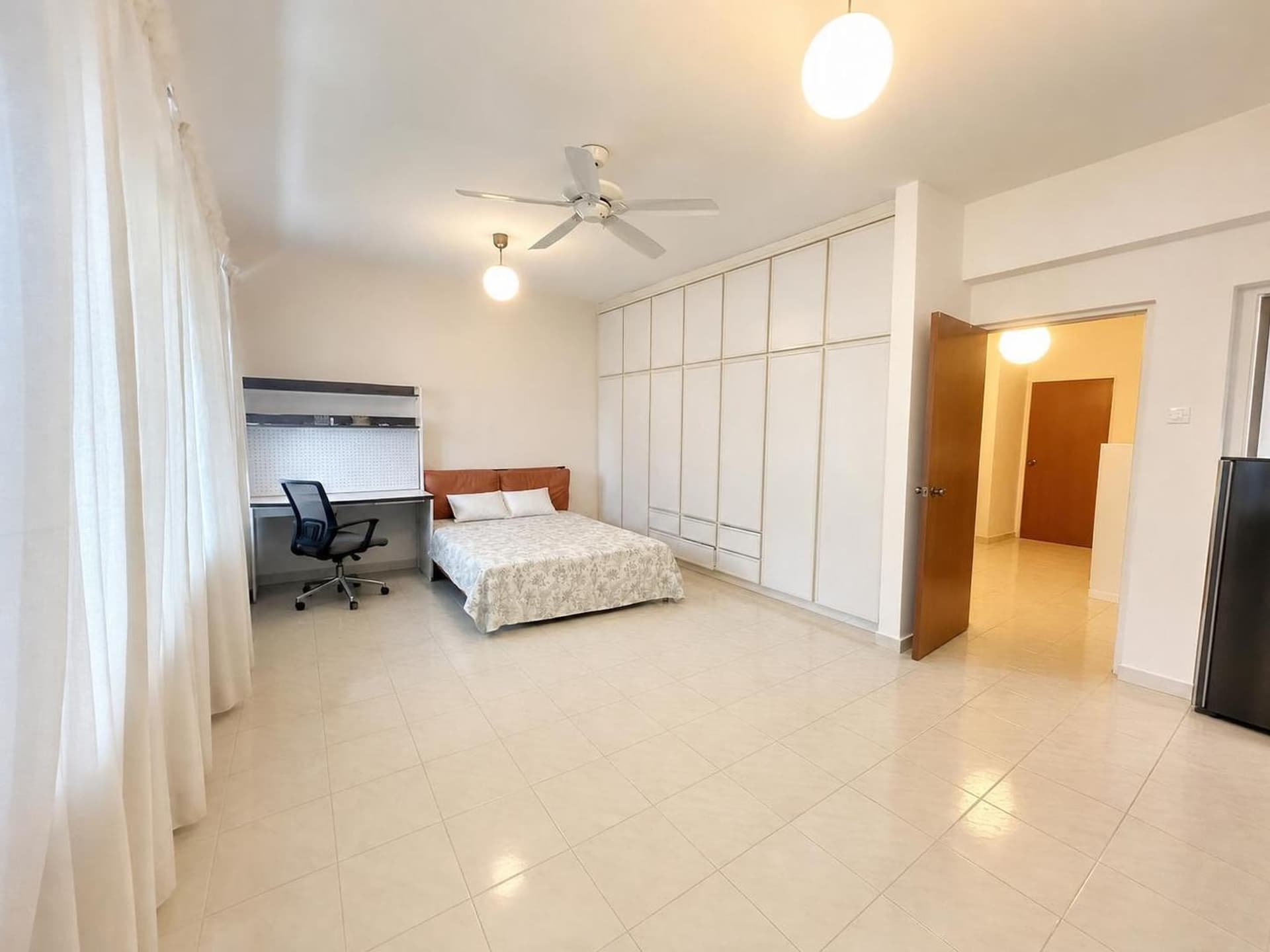 Master at Lakepoint in D22, Singapore