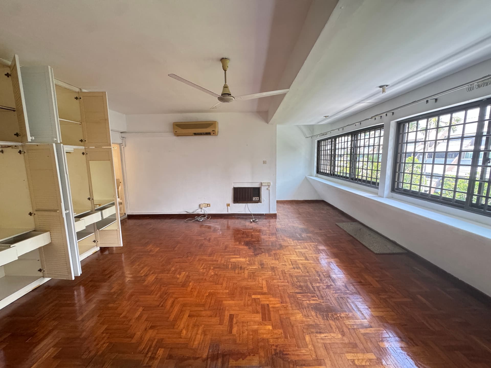 Master at Lakepoint in D22, Singapore - Photo 5