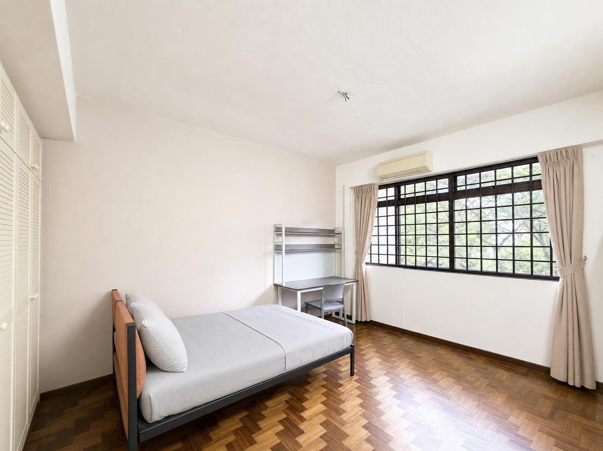 Common at Lakepoint in D22, Singapore - Photo 4