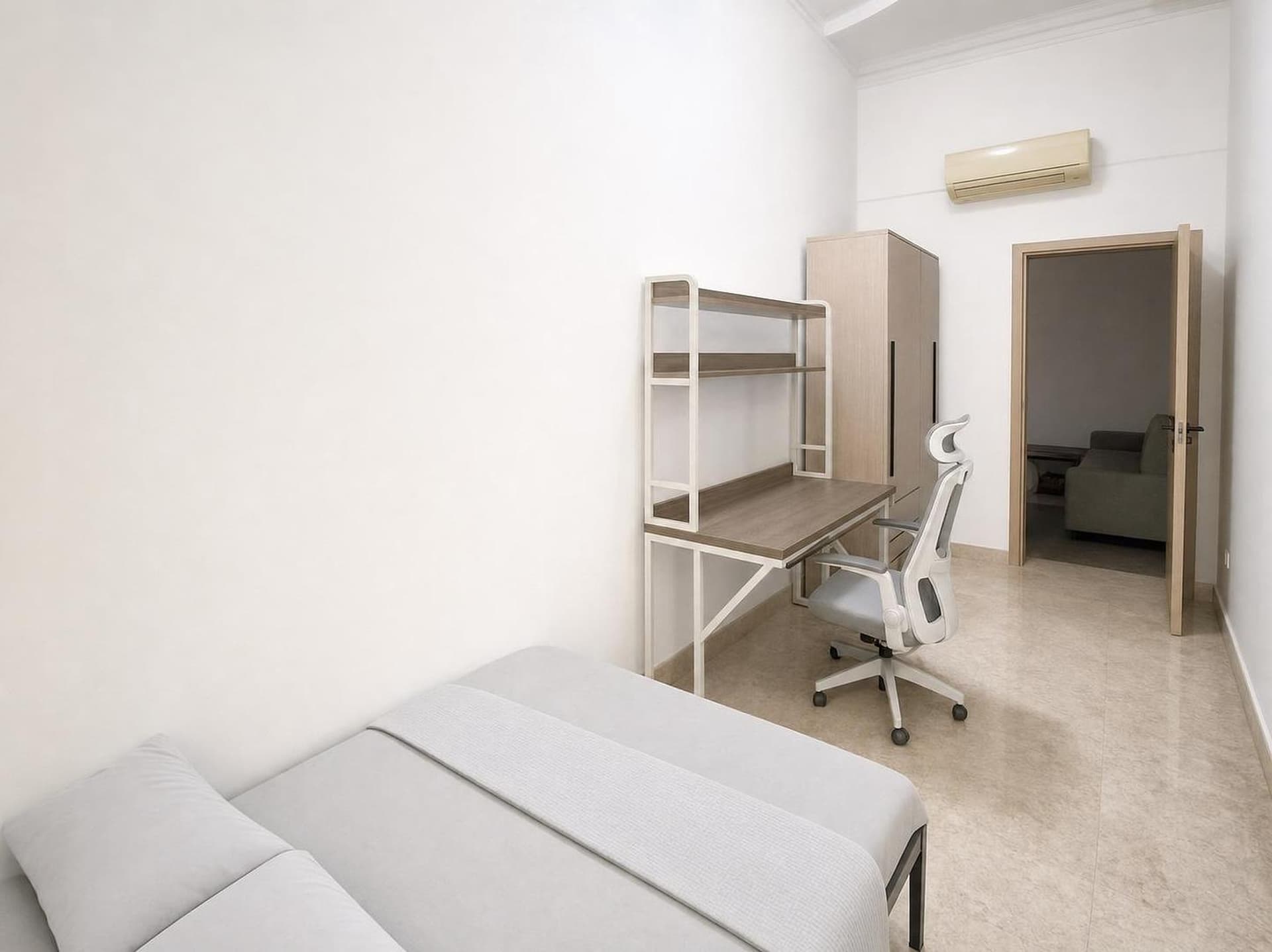 Common at 38 Yunnan Crescent in D22, Singapore - Photo 3