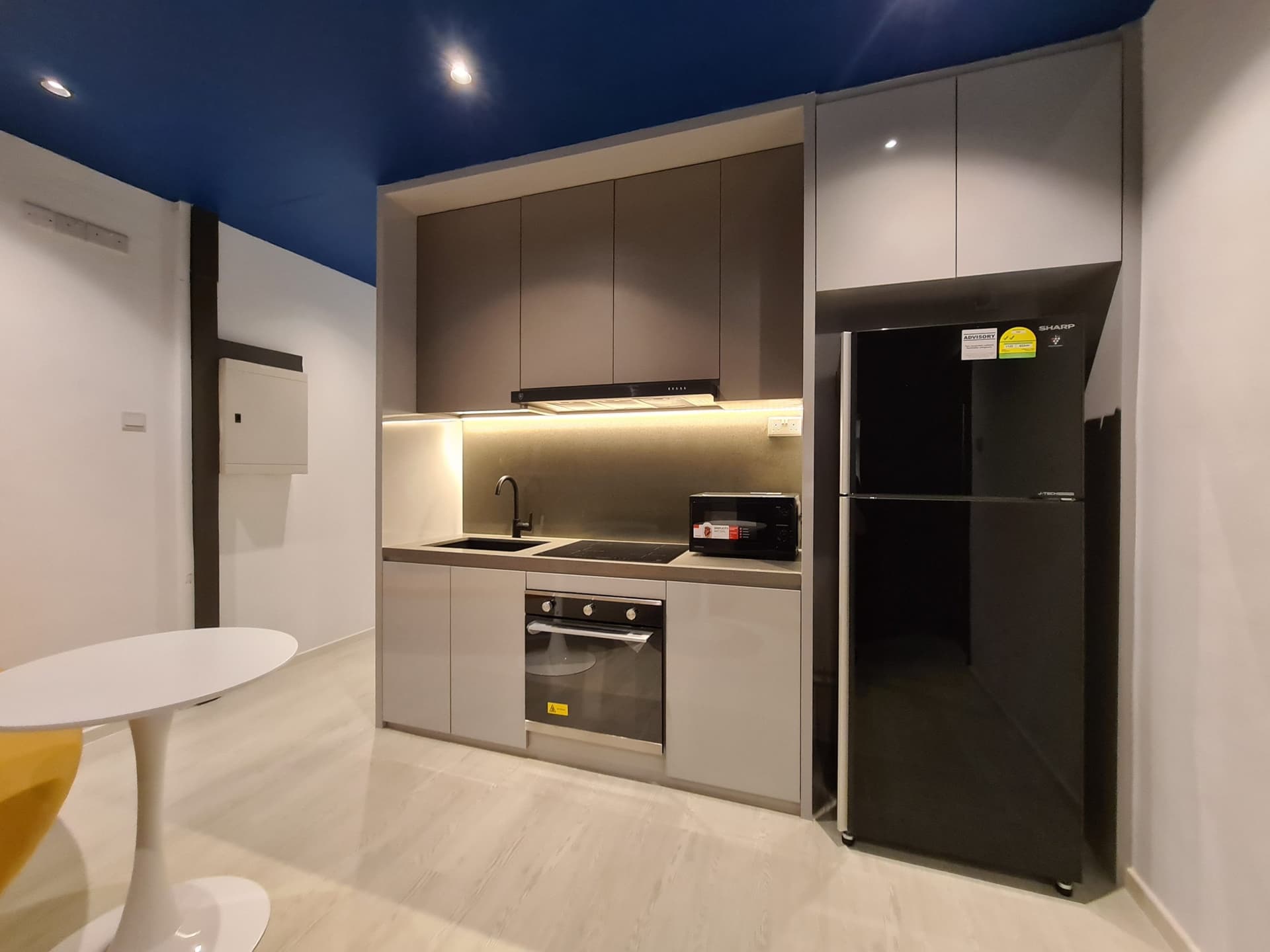 KEMBANGAN LODGE in D14, Singapore - Photo 4