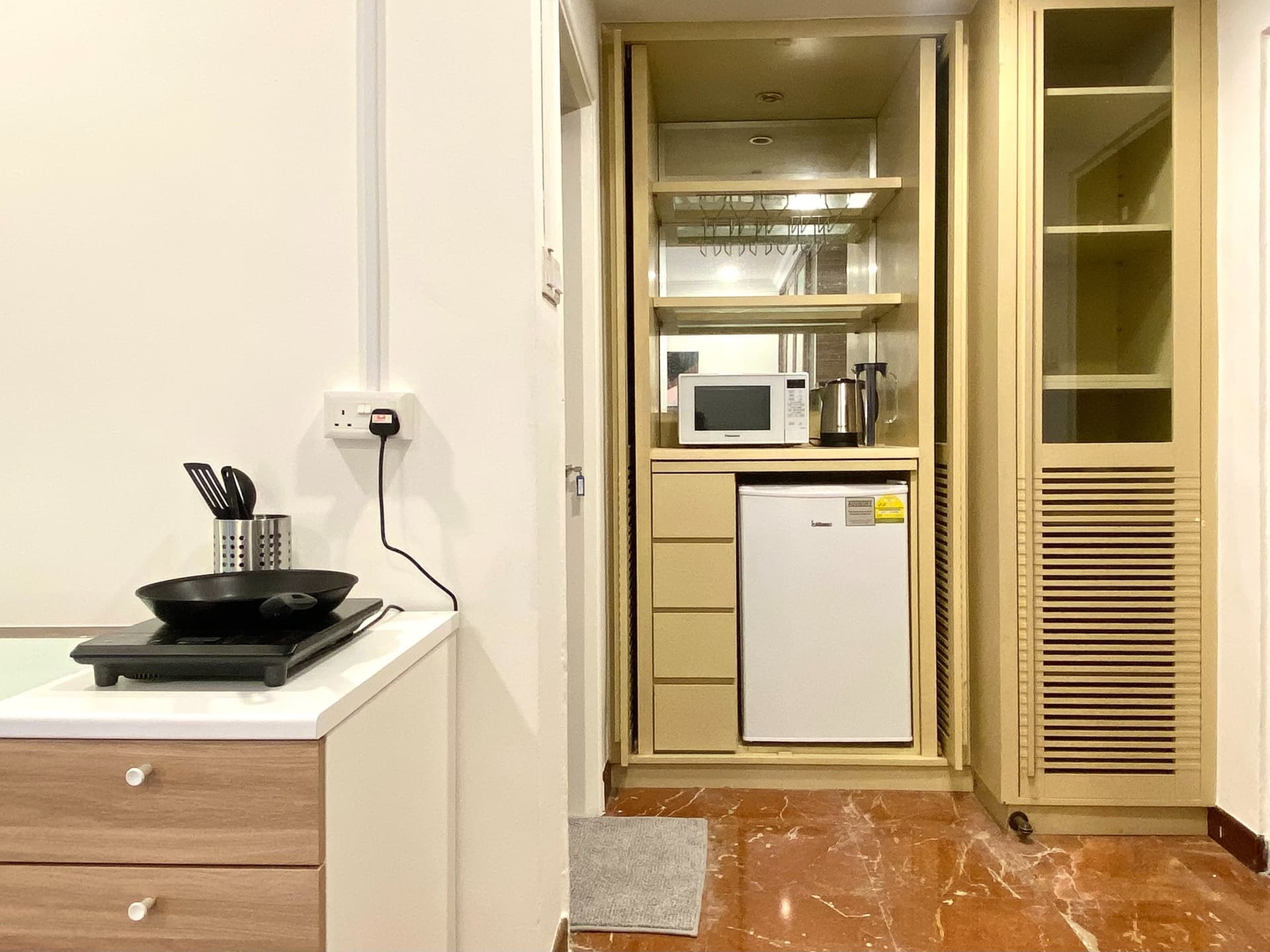 Ensuite at Kew Residencia in D16, Singapore - Photo 4