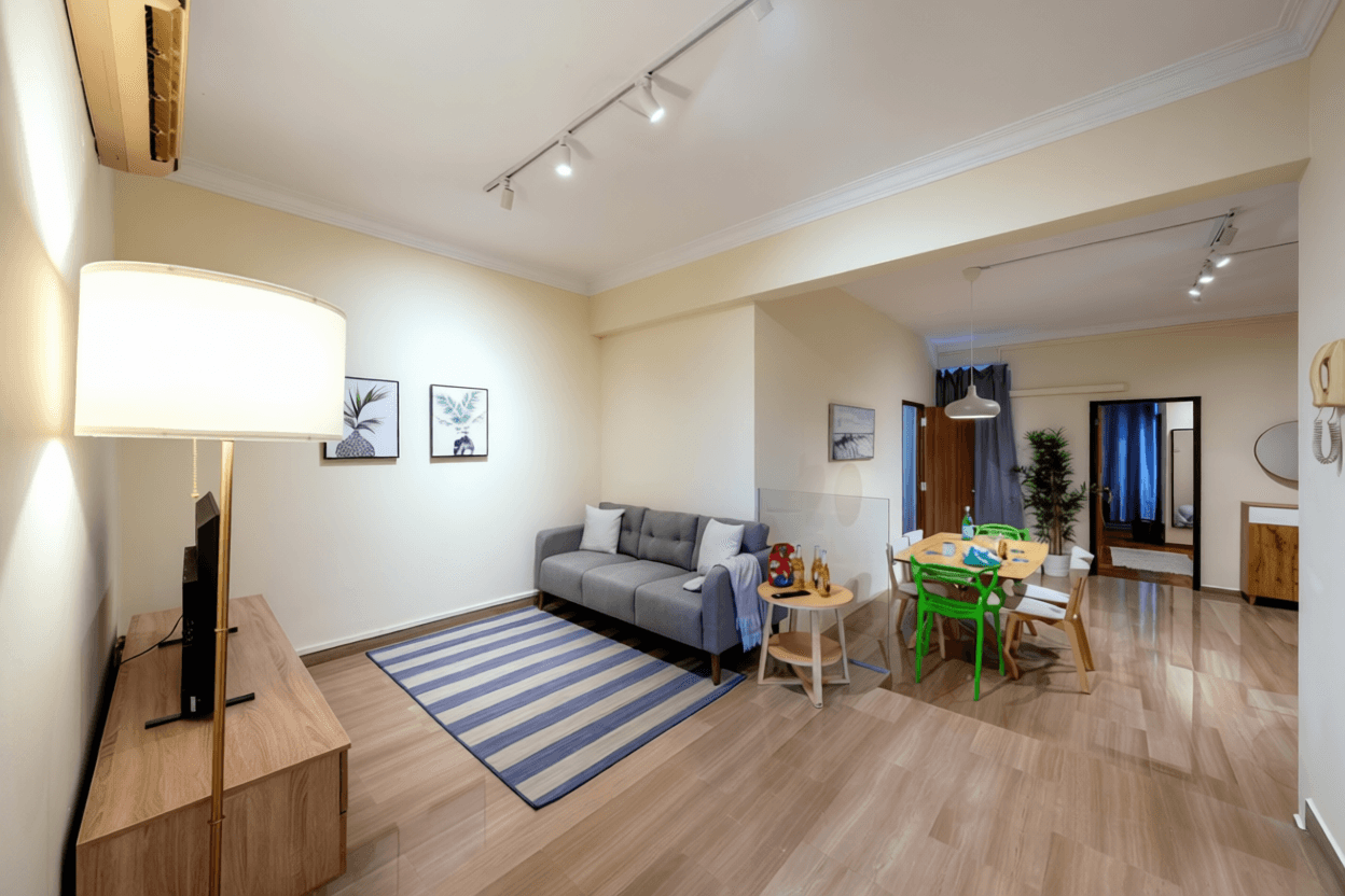 Ensuite at King's Apartment in D15, Singapore - Photo 5