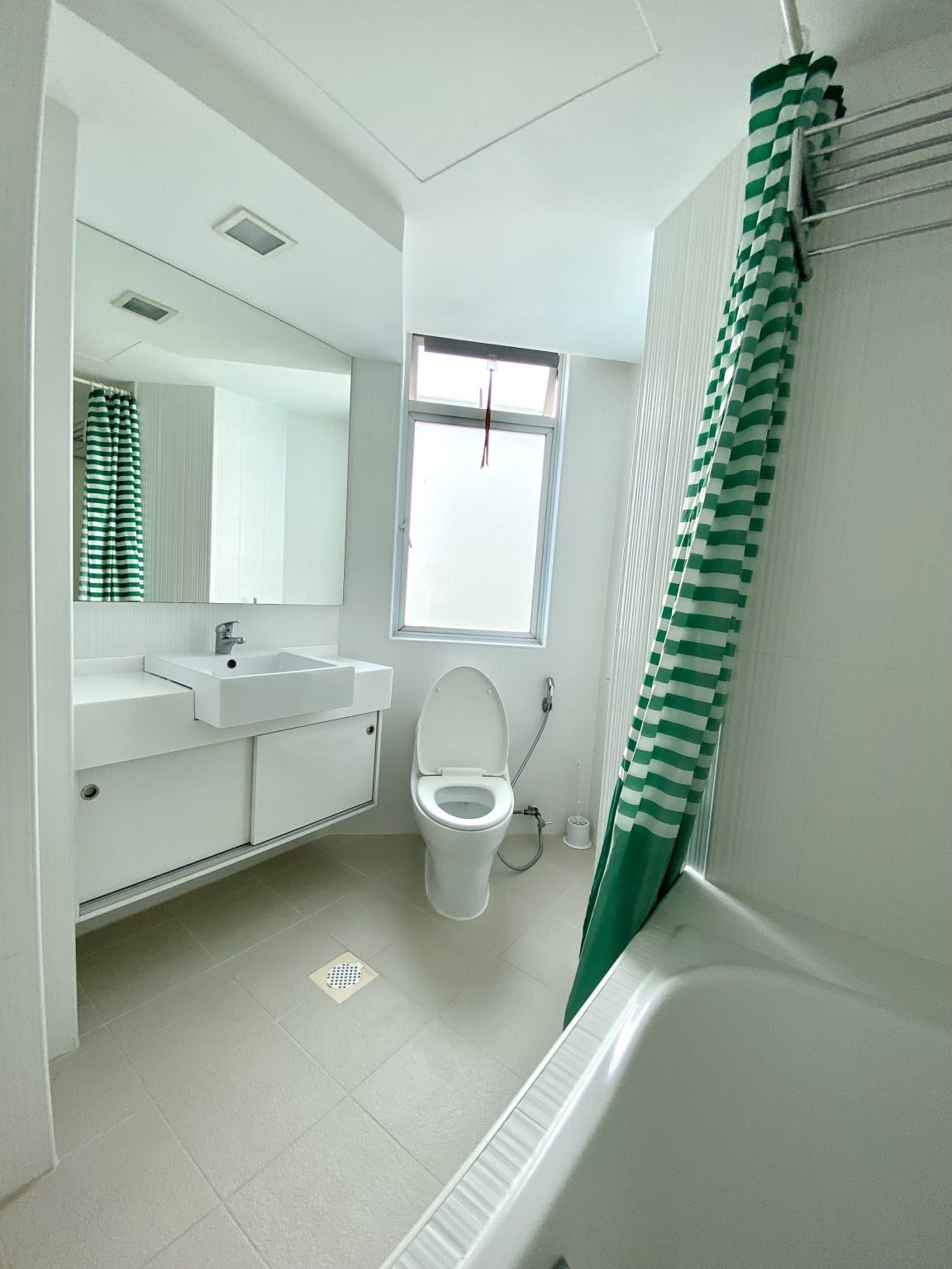 Ensuite at LEEDON 2 in D10, Singapore - Photo 3