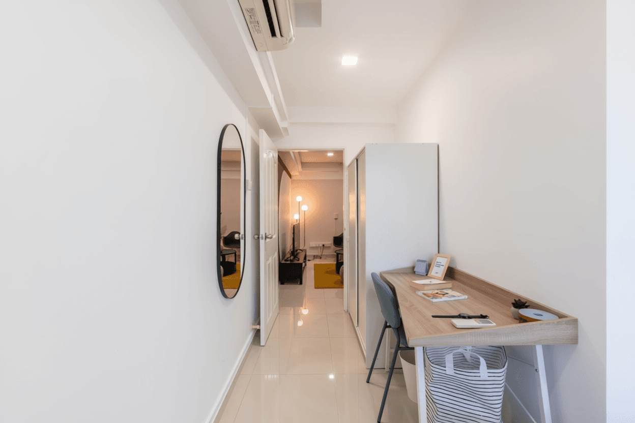 Common at Lucky Plaza Apartment in D09, Singapore - Photo 3