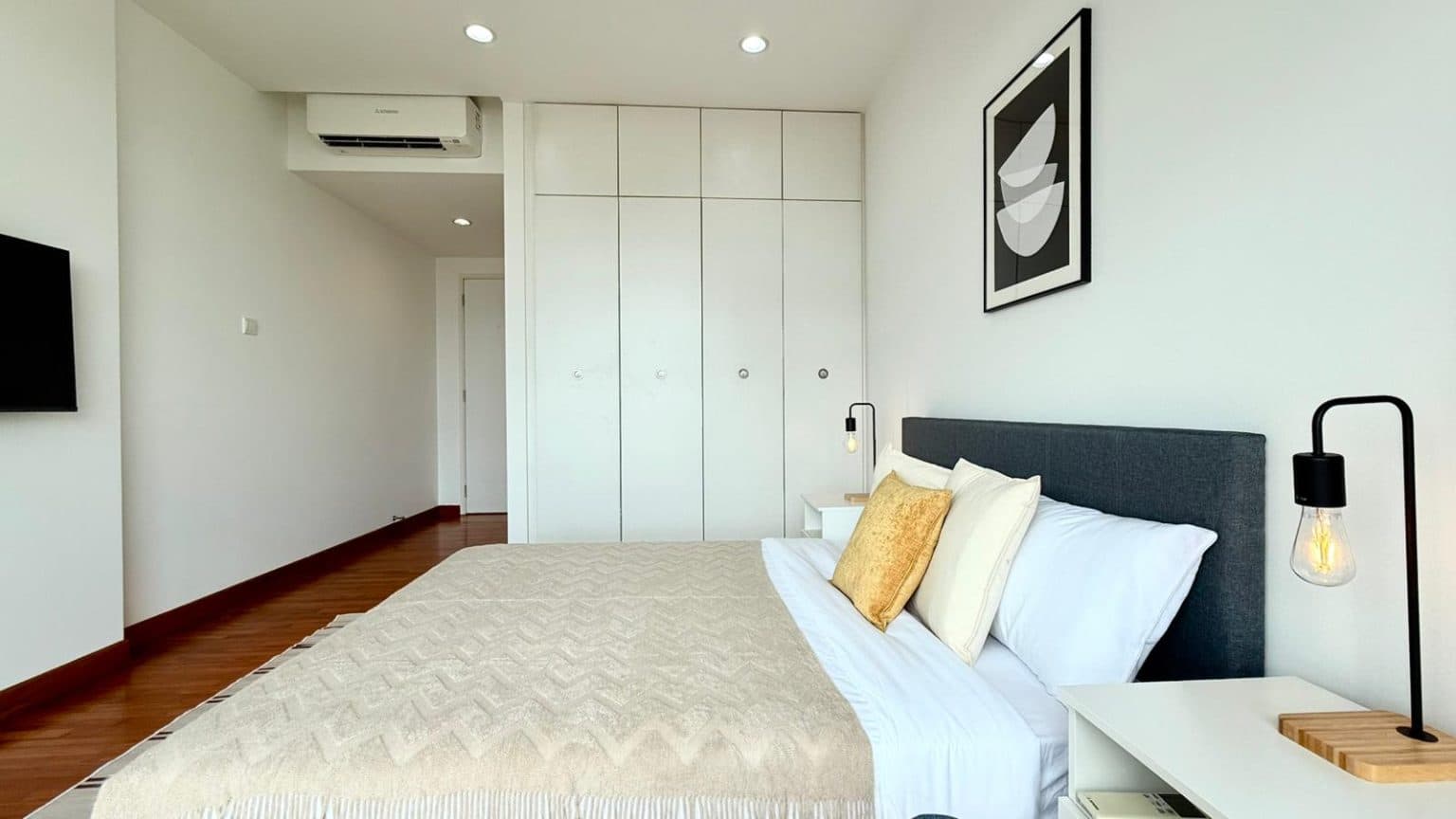 Ensuite at MONTEREY PARK in D05, Singapore - Photo 3