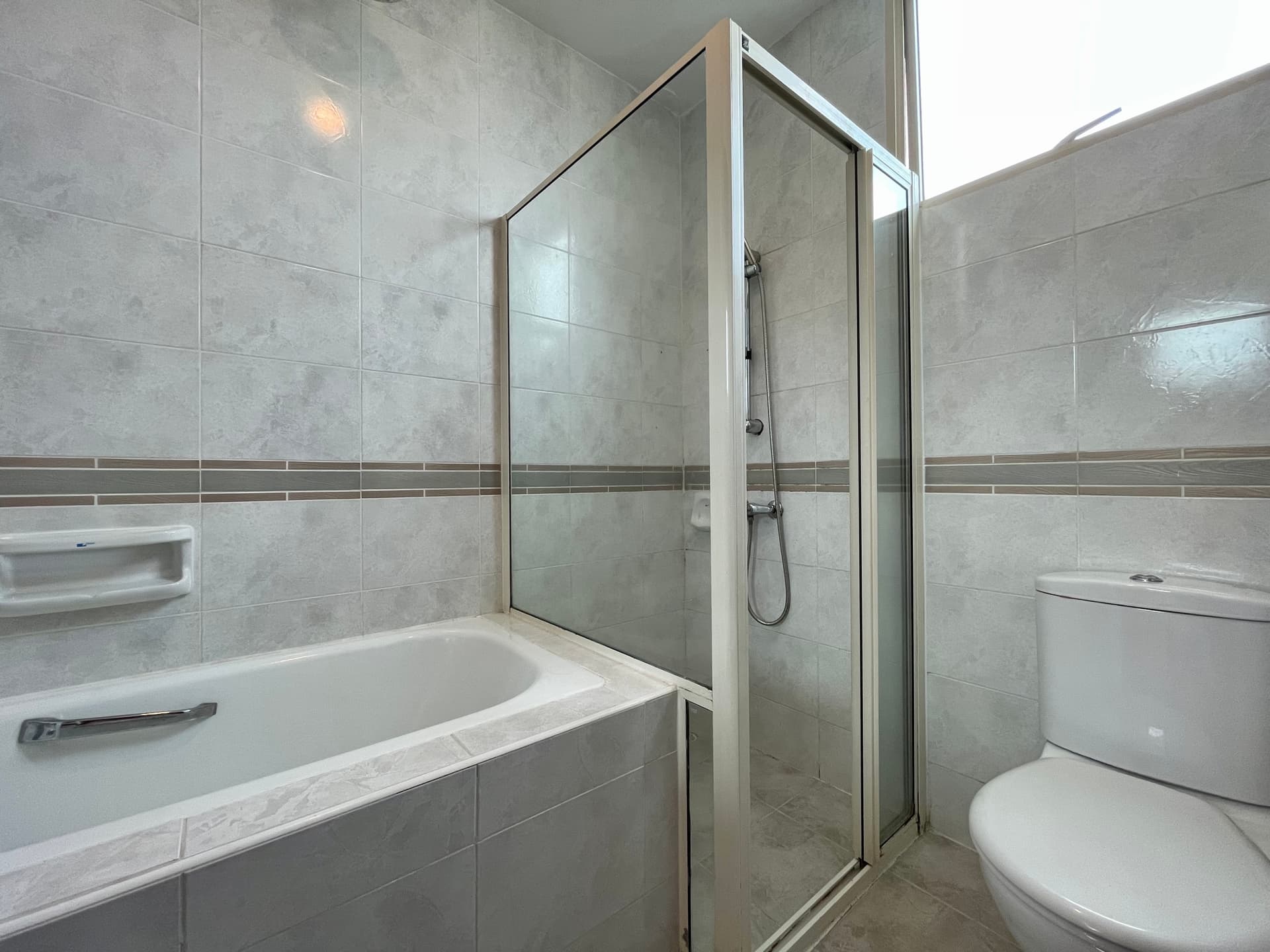 Ensuite at Northvale in D23, Singapore - Photo 5